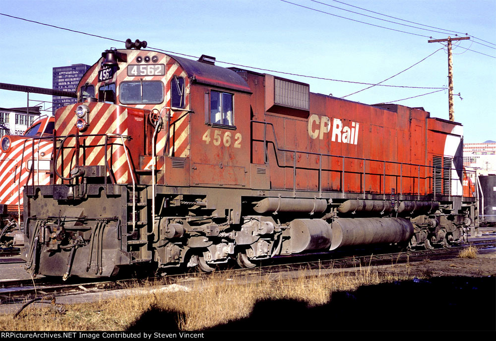 CP Rail MLW M630 #4562